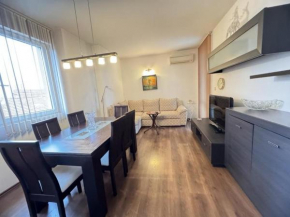 Apartment Gurko - Center and Sea Garden